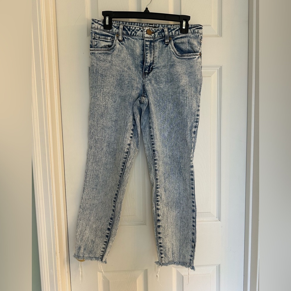 See Thru Soul High Rise Crop Skinny Jeans Size 27 Frayed Hem